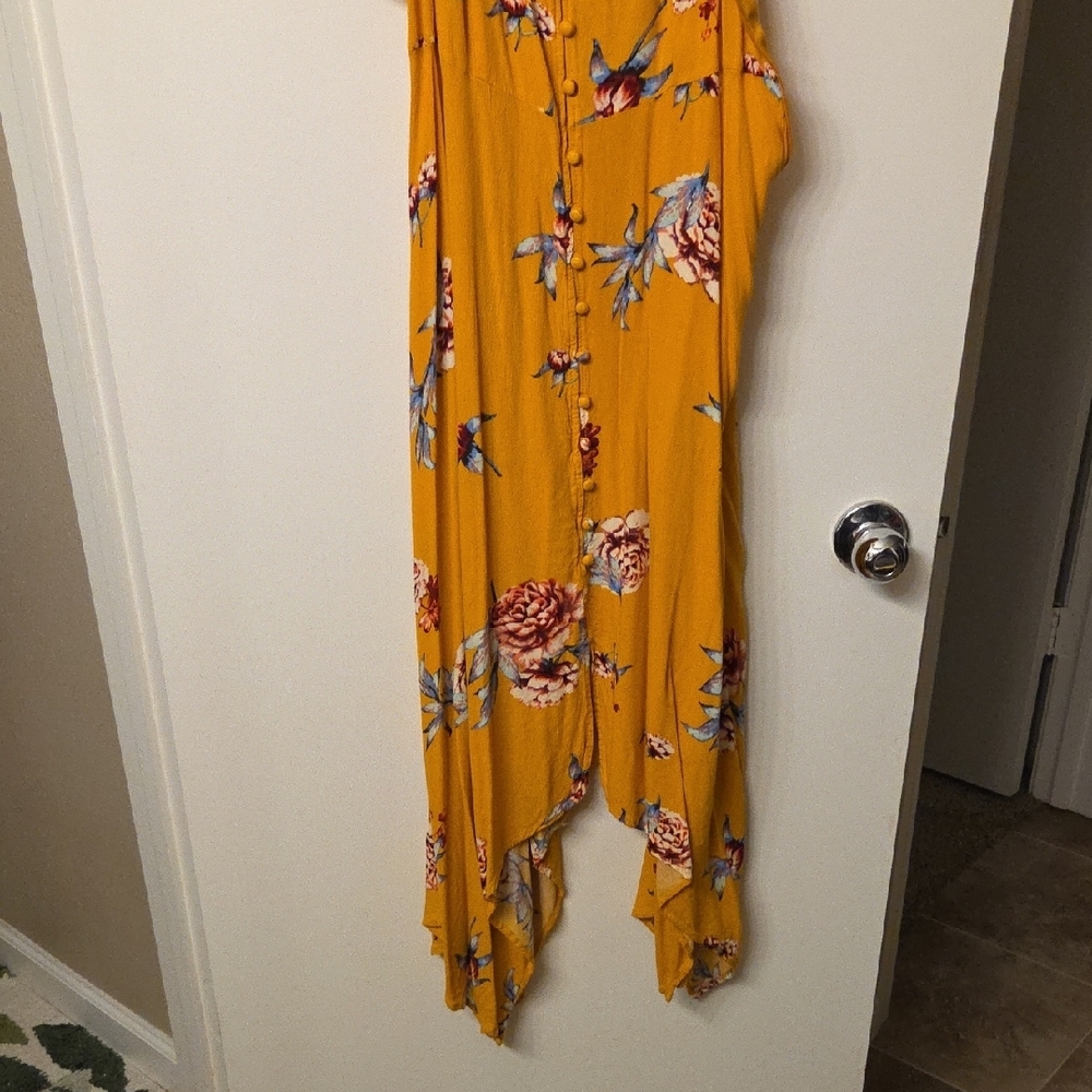 Xhilaration Boho Cold Shoulder Midi Dress with Slit - Size Medium
​Description - Picture 8 of 11